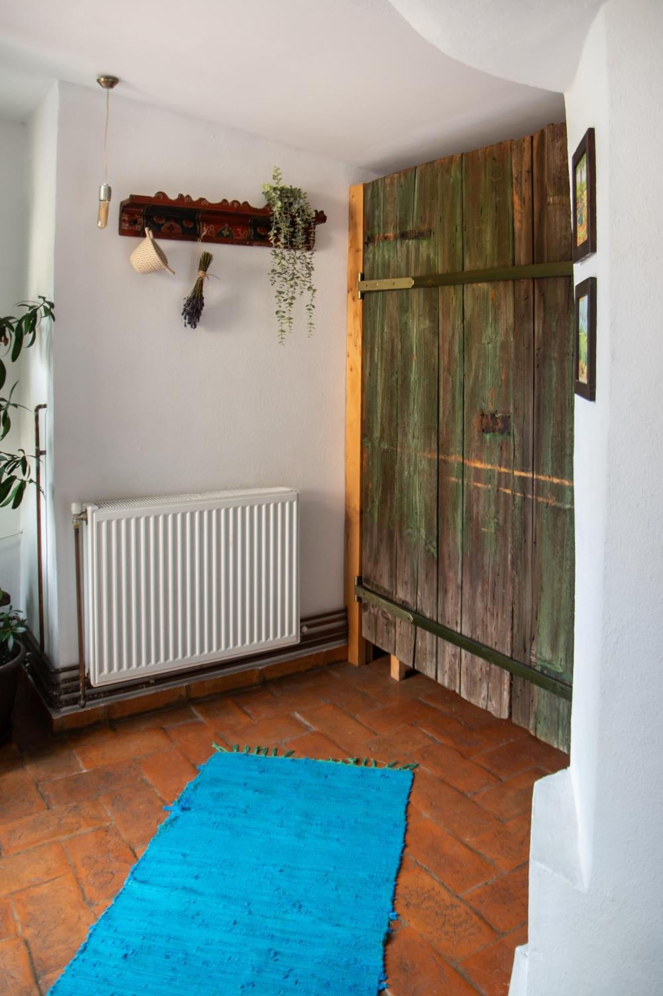 Bike House - 250-Year-Old Restored House In A Quiet Area Braszów Zewnętrze zdjęcie