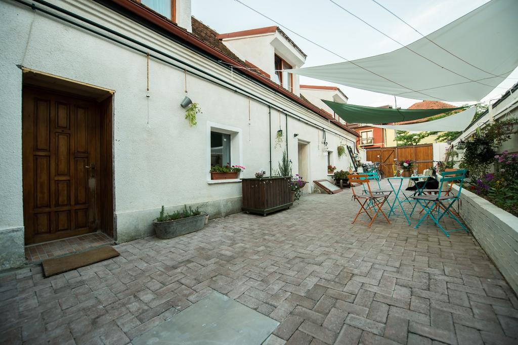 Bike House - 250-Year-Old Restored House In A Quiet Area Braszów Zewnętrze zdjęcie